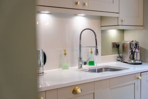 Family Kitchen- click for photo gallery